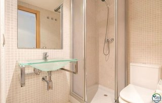 Piso en venta en Port Esportiu - Puig Rom - Canyelles en Roses