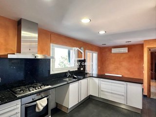 Piso en venta en Bisbal d´Empordà, La