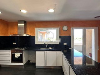 Piso en venta en Bisbal d´Empordà, La
