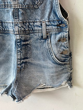 Peto vaquero Pull&Bear Talla S  Niña 14