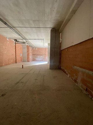 Local comercial en alquiler en Ensanche en Pamplona