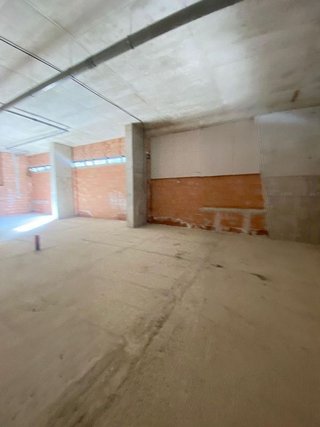 Local comercial en alquiler en Ensanche en Pamplona