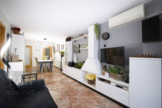 Piso en venta en Ca n'Aurell en Terrassa