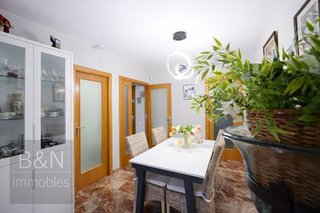 Piso en venta en Ca n'Aurell en Terrassa