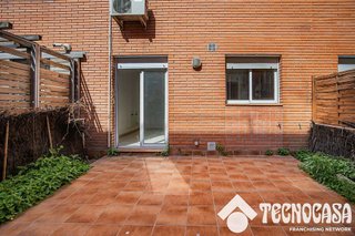 Casa pareada en venta en Montcada Centre - La Ribera en Montcada i Reixac