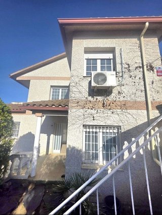 Chalet en venta en Sant Fost de Campsentelles