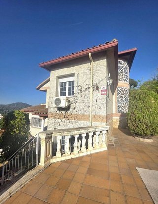 Chalet en venta en Sant Fost de Campsentelles