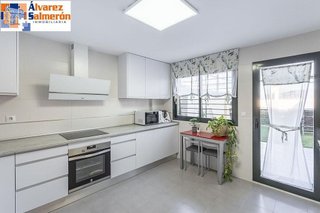 Casa adosada en venta en San Francisco - Chorillo en Gabias (Las)