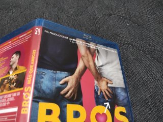 BROS Más que Amigos Bluray