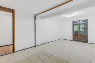 Piso en venta en El Raval en Barcelona