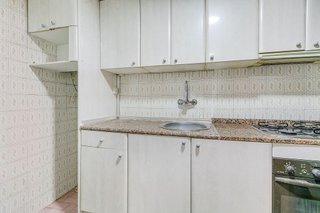 Piso en venta en El Raval en Barcelona