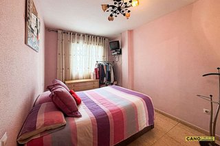 Piso en venta en San Luis en Almería