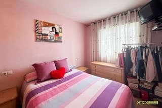 Piso en venta en San Luis en Almería