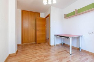 Piso en venta en La Zubia en Zubia (La)