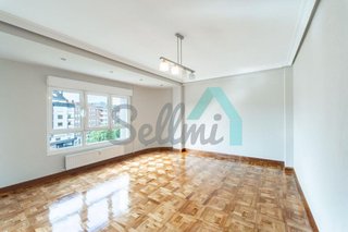 Piso en venta en Tenderina Alta - Fozaneldi en Oviedo