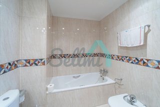 Piso en venta en Tenderina Alta - Fozaneldi en Oviedo