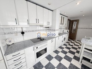 Piso en venta en Zarzaquemada en Leganés