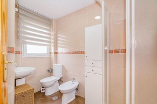 Piso en venta en Polígono Cartuja – La Paz en Granada