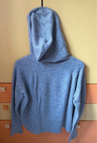 Maglione TALLY WEiJ con cappuccio grigio