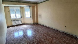 Piso en venta en Yecla