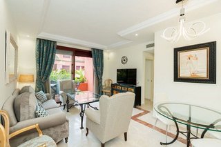 Piso en venta en Elviria en Marbella