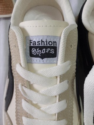 Zapatillas deportivas mujer beige y negras