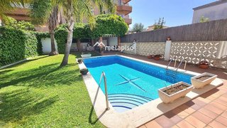 Chalet en venta en Segur de Calafell en Calafell