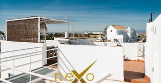 Chalet en venta en Carmona