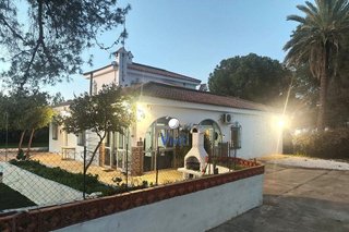 Chalet en venta en Carmona