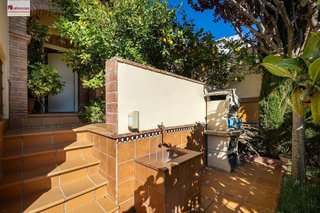 Chalet en venta en Zubia (La)