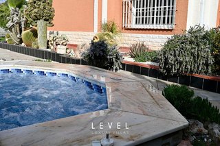 Chalet en venta en San Antonio de Benagéber