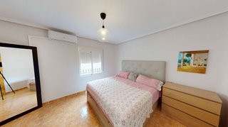 Casa adosada en venta en Albatera