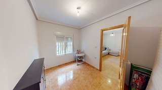 Casa adosada en venta en Albatera