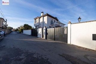Casa pareada en venta en Ogíjares