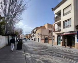 Local comercial en alquiler en Ogíjares