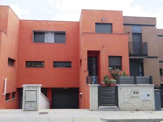 Casa en venta en Palau-solità i Plegamans