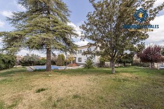 Chalet en venta en Ogíjares