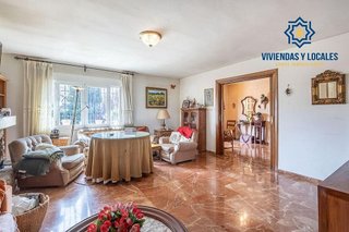 Chalet en venta en Ogíjares