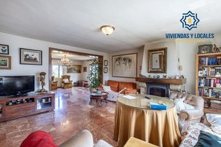 Chalet en venta en Ogíjares