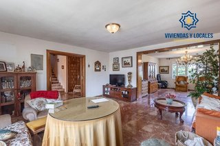 Chalet en venta en Ogíjares