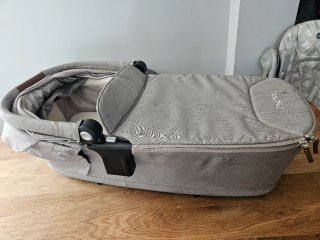 Capazo Nuna Triv Plegable + Funda Lluvia