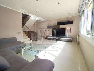 Casa adosada en venta en Bufalà en Badalona