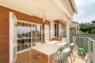 Casa adosada en venta en Teià
