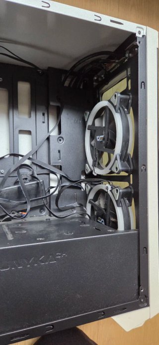 Caja PC Micro ATX Blanca con ventiladores