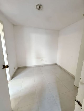 Piso en venta en Pubilla Cases en Hospitalet de Llobregat, L´