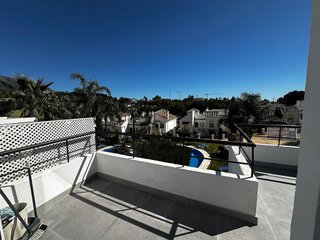 Piso en venta en Los Naranjos - Las Brisas en Marbella