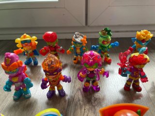 Superzings Kazoom Kids y Robots