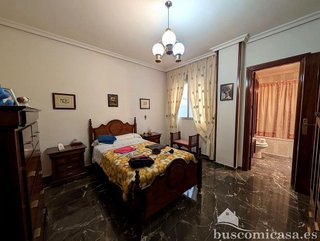Piso en venta en Linares