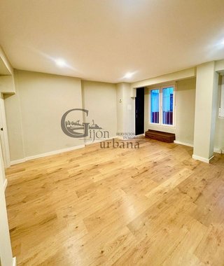 Piso en venta en Laviada en Gijón