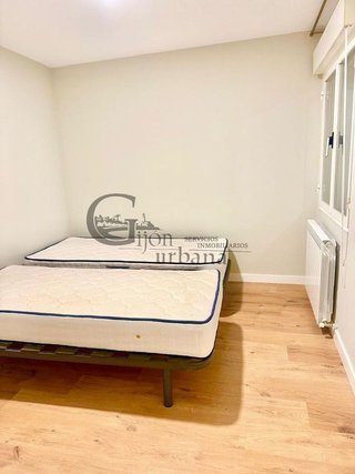 Piso en venta en Laviada en Gijón